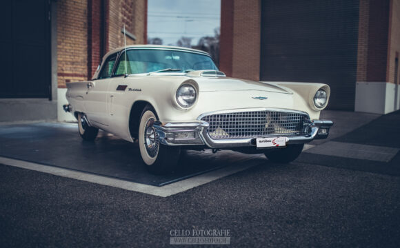 Ford Thunderbird