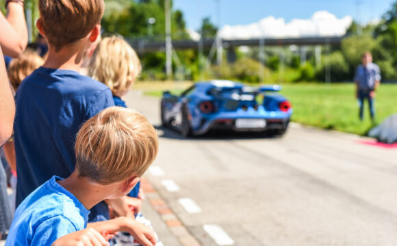 Roll out_Ford GT_autobau_erlebniswelt