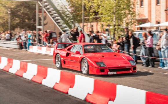 Ferrari F40 Rollout 2025_Robin_Möhl_autobau_erlebniswelt