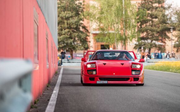 Ferrari F40 Rollout 2025_Robin_Möhl_autobau_erlebniswelt