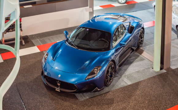 Maserati MC20 Pitwalk-14