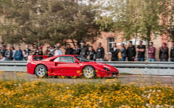 Ferrari F40 Rollout 2025-RPMCH-Robin Möhl-autobau-erlebniswelt