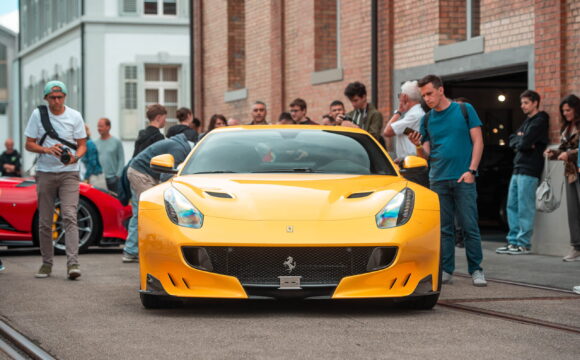 Autobau-Rollout-Ferrari-812-Competizione-RPMCH-Robin-Moehl-komprimiert-16-scaled