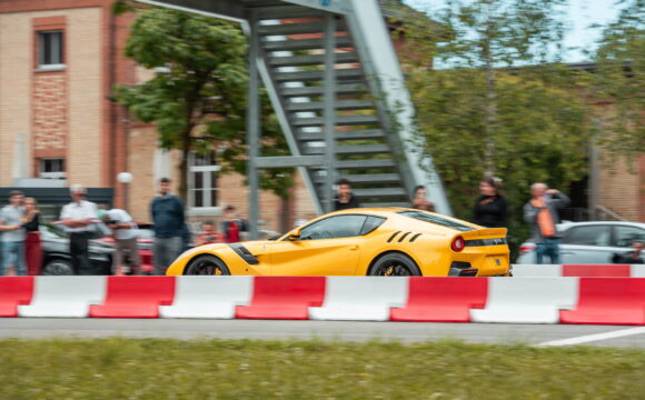 Autobau-Rollout-Ferrari-812-Competizione-RPMCH-Robin-Moehl-komprimiert-23-scaled