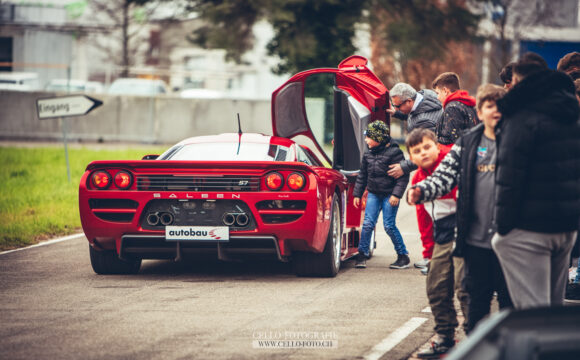 Saleen S7 Twin Turbo - autobau erlebniswelt