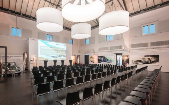 Konzerbestuhlung_autobau_erlebniswelt_Event_Halle