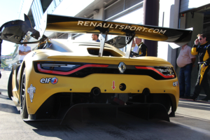 blog - fahrbericht-renault-rs-01-winterthur.png